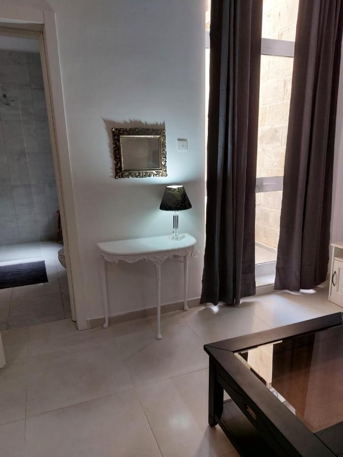 Ivy Rooms Σλιέμα Εξωτερικό φωτογραφία